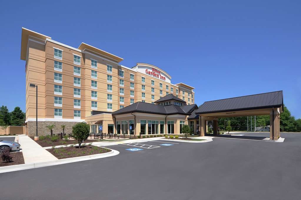 Hilton Garden Inn Atlanta Airport North - Airport shuttle hotel near ATL