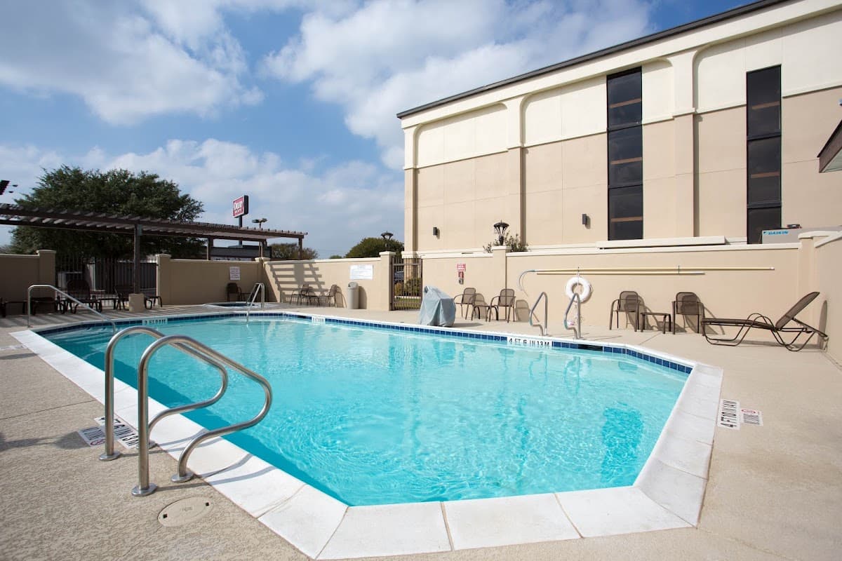 Drury Inn & Suites San Antonio Northeast - Airport shuttle hotel near SAT
