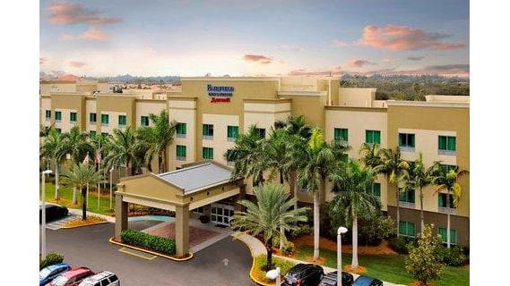 Fairfield by Marriott Inn & Suites Fort Lauderdale Airport & Cruise Port - Airport shuttle hotel near FLL