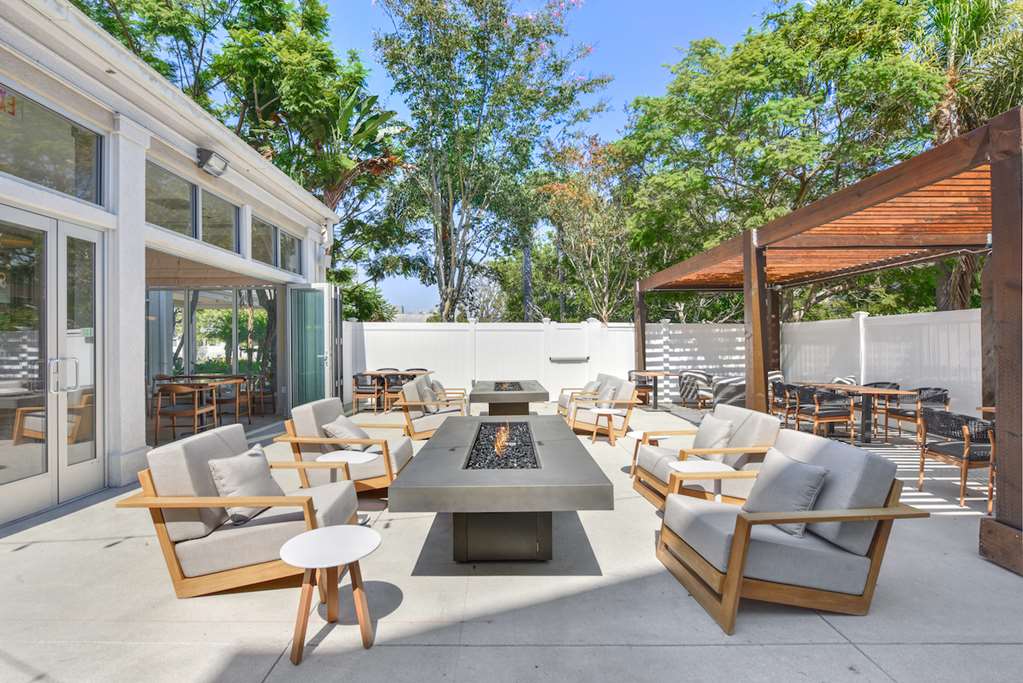 Hilton Garden Inn LAX/El Segundo - Airport shuttle hotel near LAX