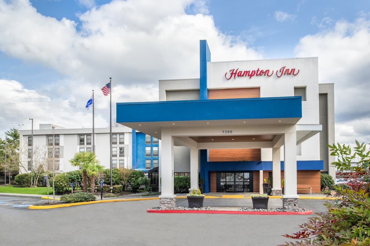 Hampton Inn Seattle/Southcenter - Airport shuttle hotel near SEA