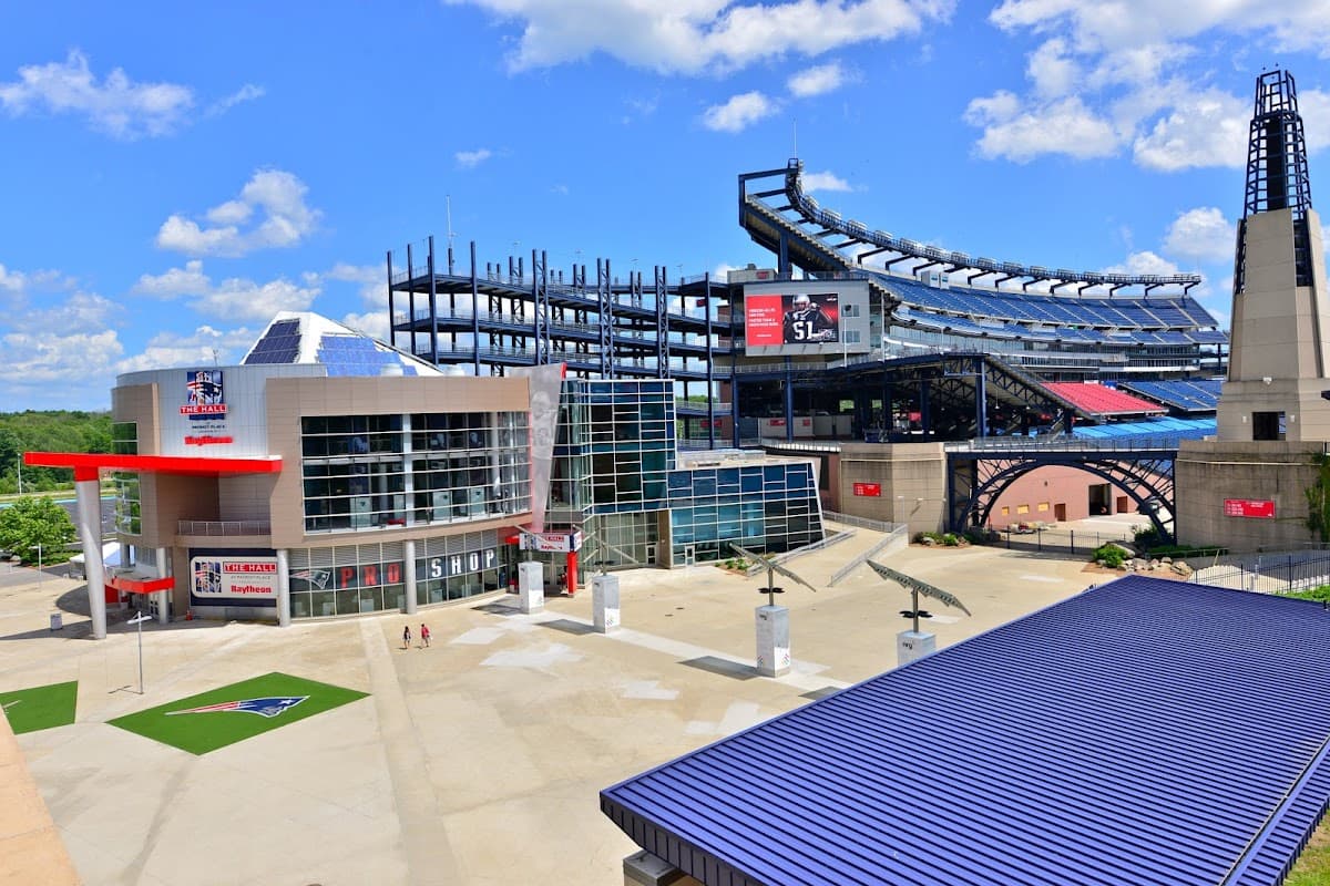 avid hotel Boston Logan Airport - Revere by IHG - Airport shuttle hotel near BOS