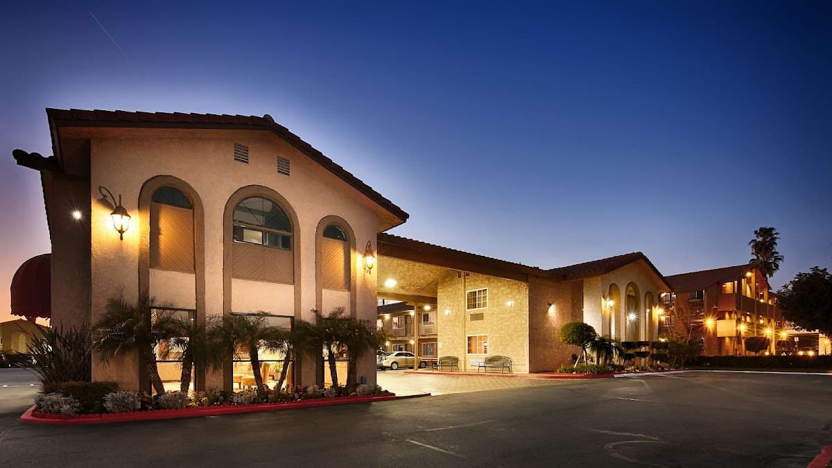 Best Western Plus Ontario Airport & Convention Center - Airport shuttle hotel near ONT