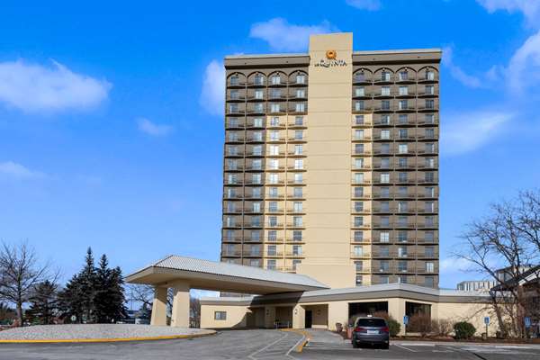La Quinta Inn & Suites by Wyndham Minneapolis Bloomington W - Airport shuttle hotel near MSP