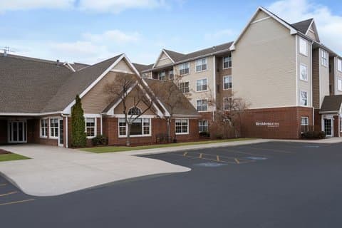 Residence Inn by Marriott Salt Lake City Airport - Airport shuttle hotel near SLC