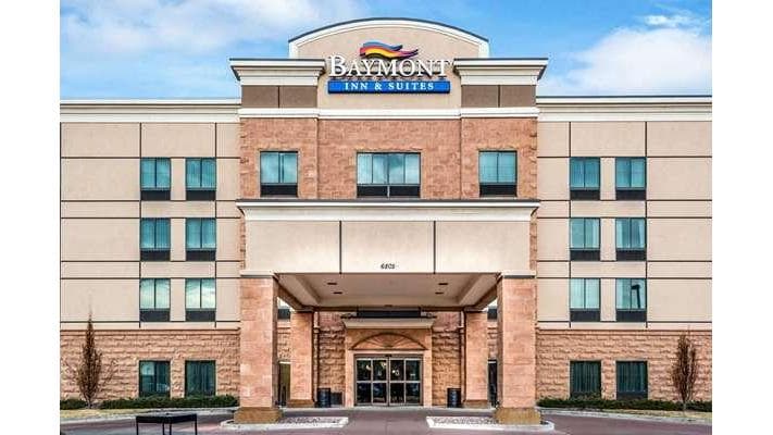 Baymont by Wyndham Denver International Airport - Airport shuttle hotel near DEN