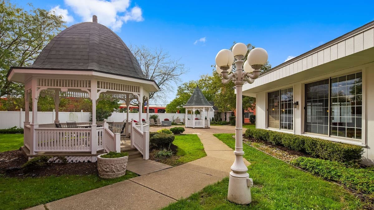 Best Western Greenfield Inn - Airport shuttle hotel near DTW