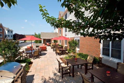 TownePlace Suites by Marriott Dulles Airport - Airport shuttle hotel near IAD