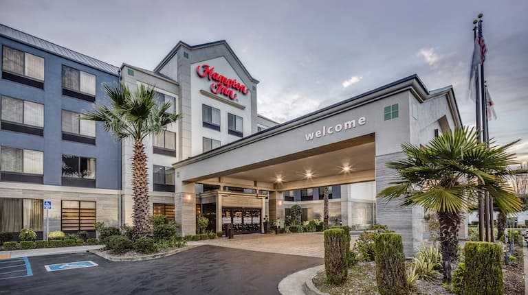 Hampton Inn San Francisco-Airport - Airport shuttle hotel near SFO