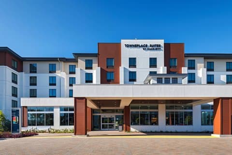 TownePlace Suites by Marriott San Diego Airport/Liberty Station - Airport shuttle hotel near SAN