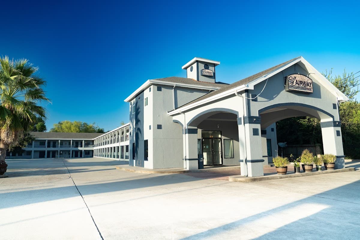 Airway Inn - IAH Airport Houston - Airport shuttle hotel near IAH