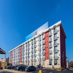 Motel 6 Atlanta, GA - Atlanta Airport Virginia Ave - Airport shuttle hotel near ATL