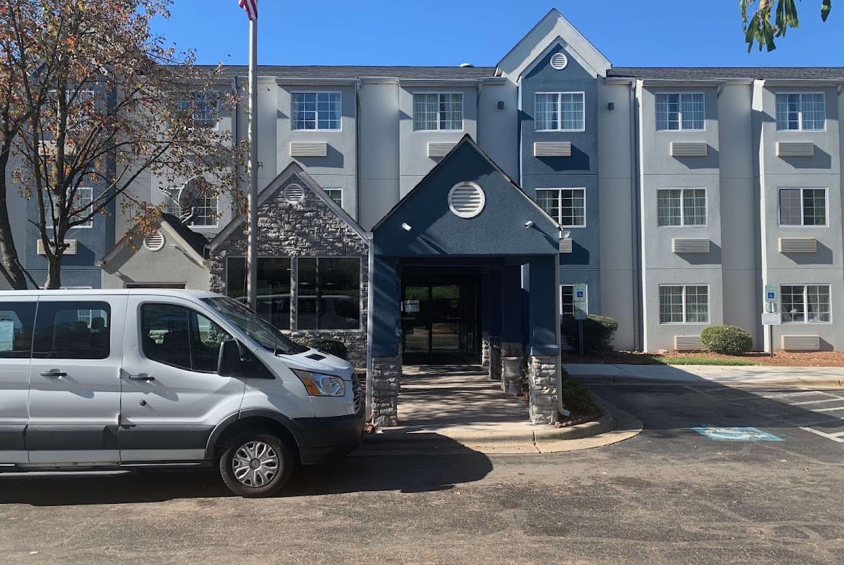 Microtel Inn & Suites by Wyndham Charlotte Airport - Airport shuttle hotel near CLT