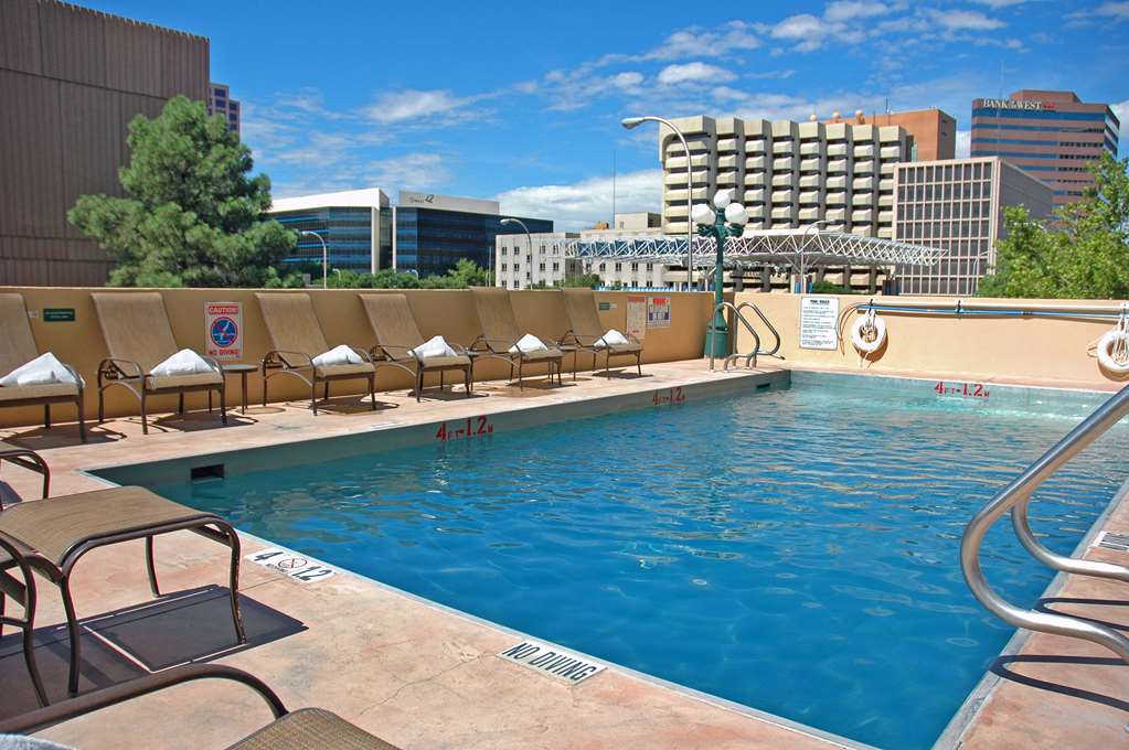 DoubleTree by Hilton Hotel Albuquerque - Airport shuttle hotel near ABQ