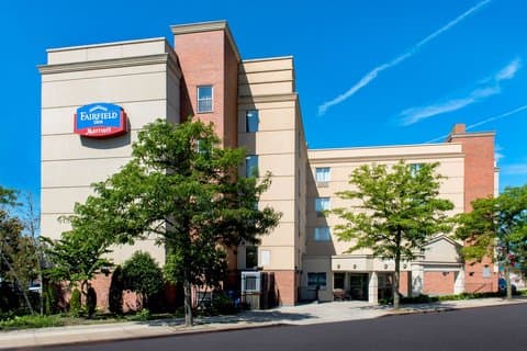 Fairfield Inn New York LaGuardia Airport/Flushing - Airport shuttle hotel near LGA