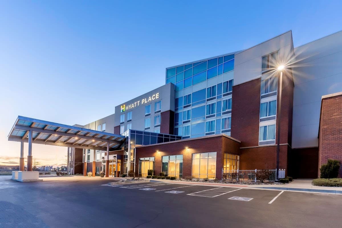 Hyatt Place Salt Lake City Airport - Airport shuttle hotel near SLC