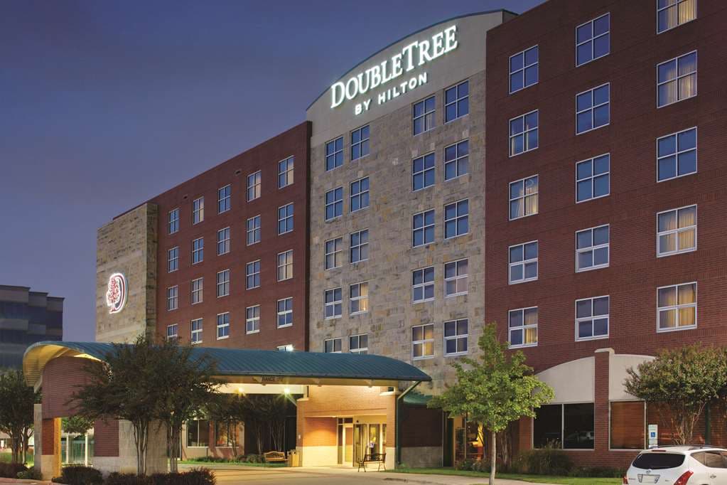 DoubleTree by Hilton Hotel Dallas - Farmers Branch - Airport shuttle hotel near DAL