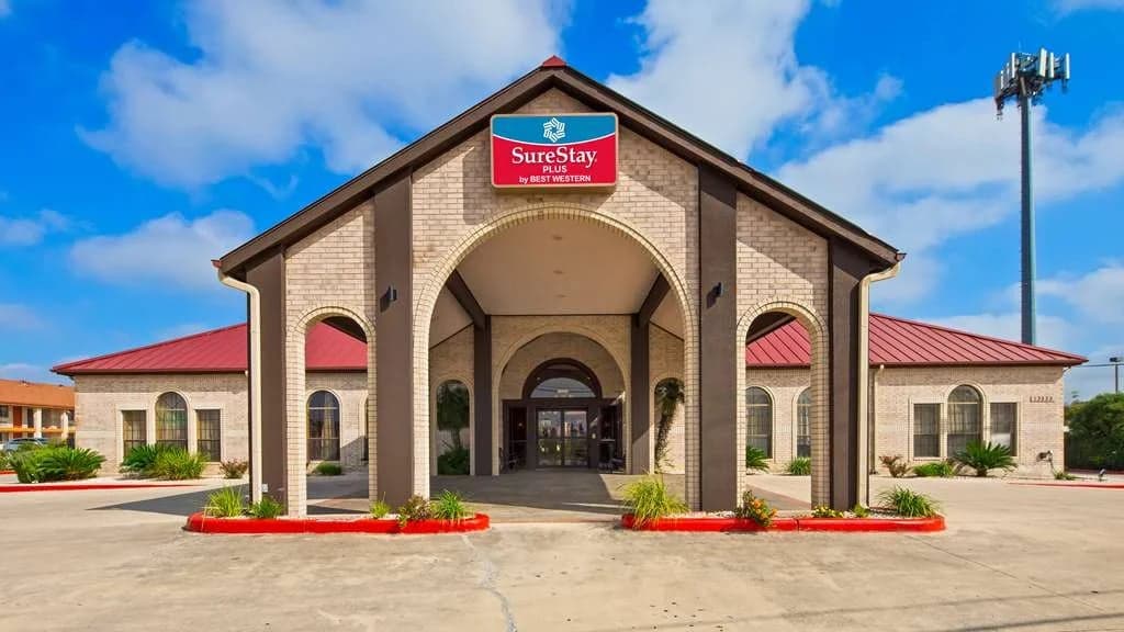 SureStay Plus by Best Western San Antonio Fiesta Inn - Airport shuttle hotel near SAT