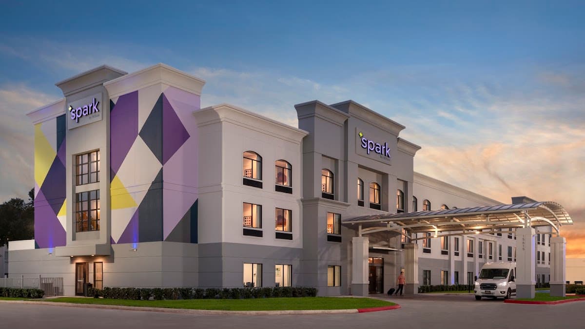 Spark by Hilton Houston Bush Intercontinental Airport - Airport shuttle hotel near IAH