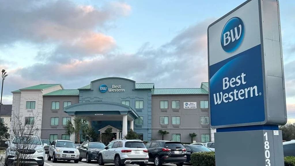 Best Western Houston Bush IAH Intercontinental Airport Inn - Airport shuttle hotel near IAH