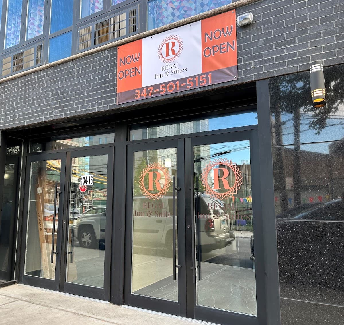 Regal Inn & Suites New York LaGuardia Hotel - Airport shuttle hotel near LGA