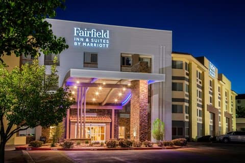 Fairfield by Marriott Inn & Suites Albuquerque Airport - Airport shuttle hotel near ABQ