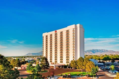 Sheraton Albuquerque Airport Hotel - Airport shuttle hotel near ABQ