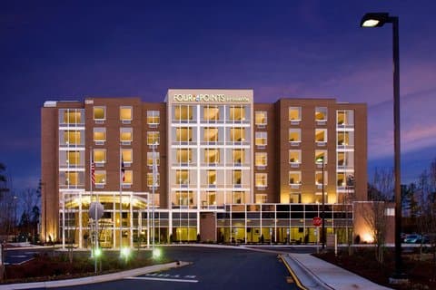 Four Points by Sheraton Raleigh Durham Airport - Airport shuttle hotel near RDU