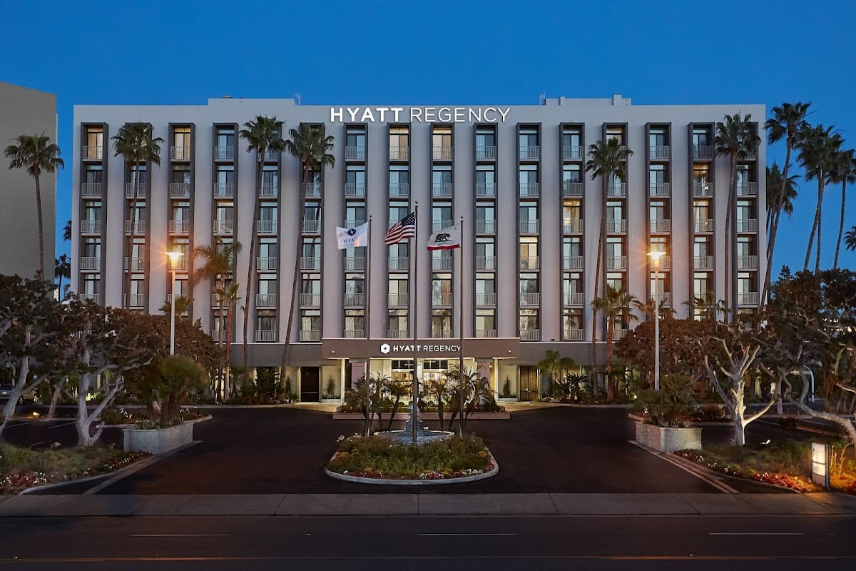 Hyatt Regency Newport Beach West - Airport shuttle hotel near SNA