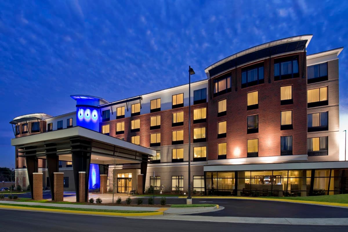 Hotel Indigo Atlanta Airport - College Park by IHG - Airport shuttle hotel near ATL