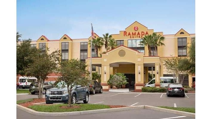 Ramada by Wyndham Suites Orlando Airport - Airport shuttle hotel near MCO
