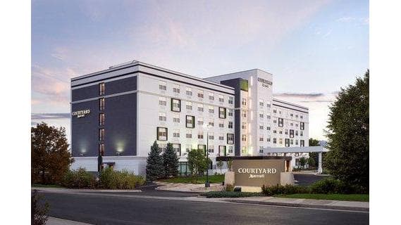 Courtyard by Marriott Denver Airport at Gateway Park - Airport shuttle hotel near DEN