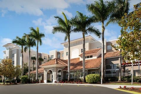Residence Inn by Marriott Fort Lauderdale Airport & Cruise Port - Airport shuttle hotel near FLL