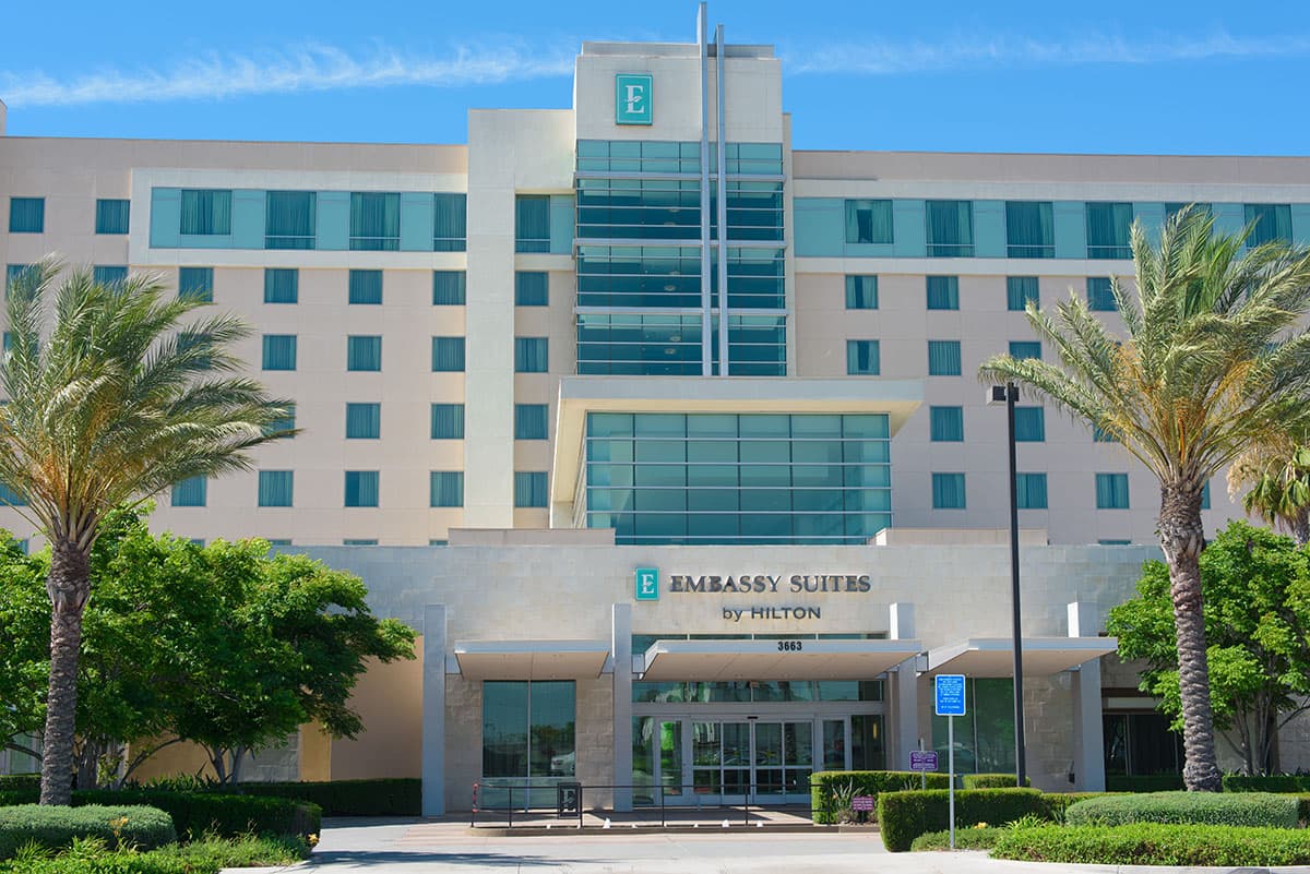 Embassy Suites by Hilton Ontario Airport - Airport shuttle hotel near ONT