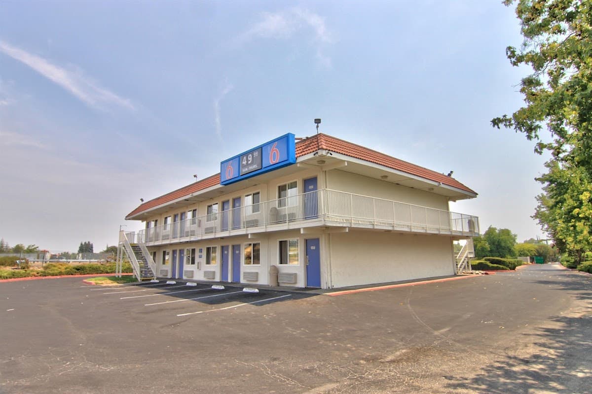 Motel 6 Sacramento, CA - North - Airport shuttle hotel near SMF