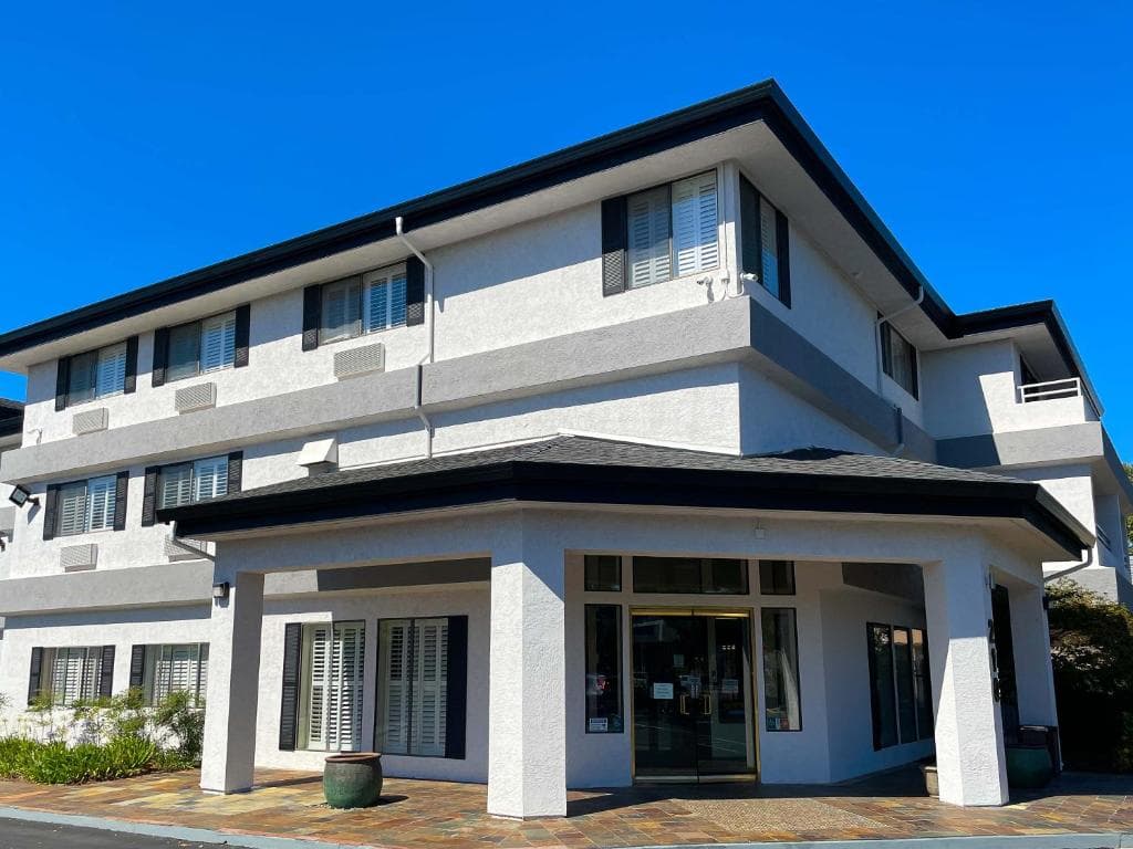 Governors Inn Hotel Sacramento - Airport shuttle hotel near SMF