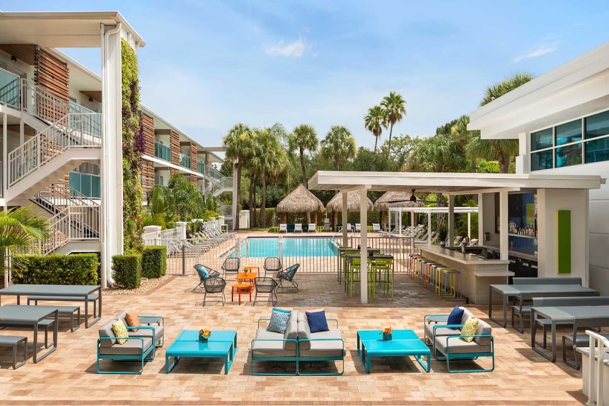 Hotel Alba Tampa, Tapestry Collection by Hilton - Airport shuttle hotel near TPA