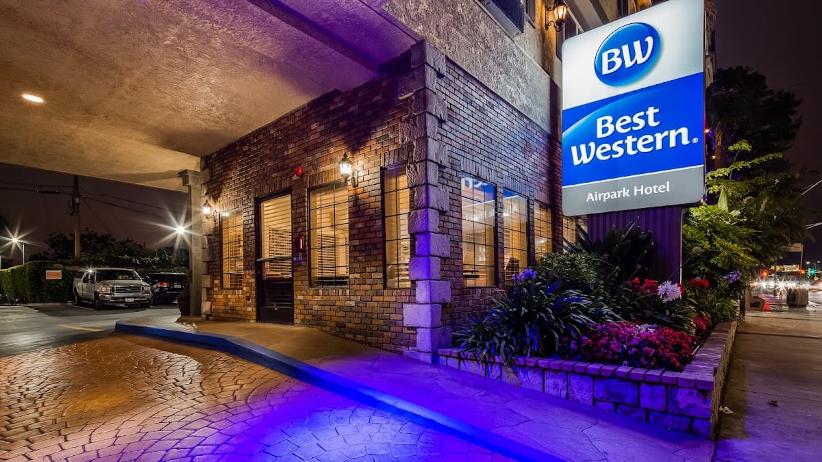 Best Western Airpark Hotel-Los Angeles LAX Airport - Airport shuttle hotel near LAX