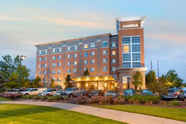 Cambria Hotel Denver International Airport - Airport shuttle hotel near DEN