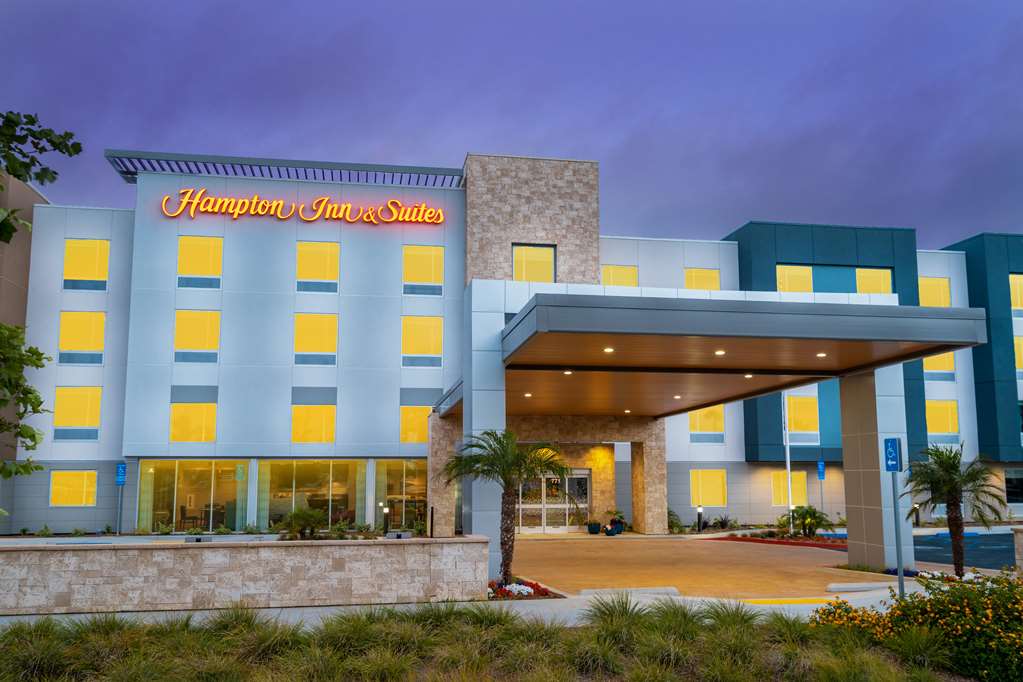 Hampton Inn & Suites Imperial Beach San Diego - Airport shuttle hotel near SAN