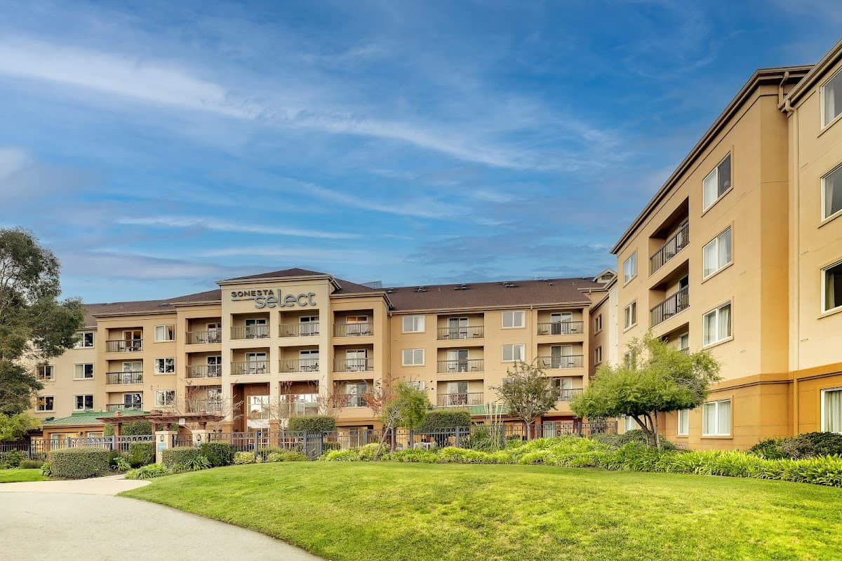 Sonesta Select San Francisco Airport Oyster Point Waterfront - Airport shuttle hotel near SFO