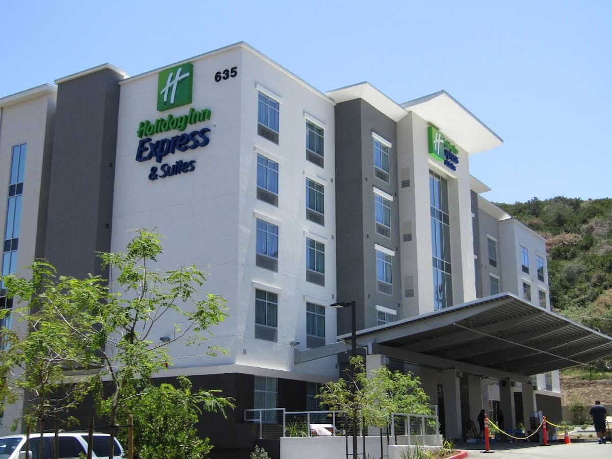 Holiday Inn Express & Suites San Diego - Mission Valley by IHG - Airport shuttle hotel near SAN