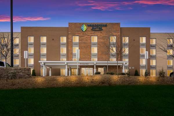 WoodSpring Suites Morrisville - Raleigh Durham Airport - Airport shuttle hotel near RDU