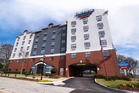 Fairfield by Marriott Inn & Suites Atlanta Airport North - Airport shuttle hotel near ATL