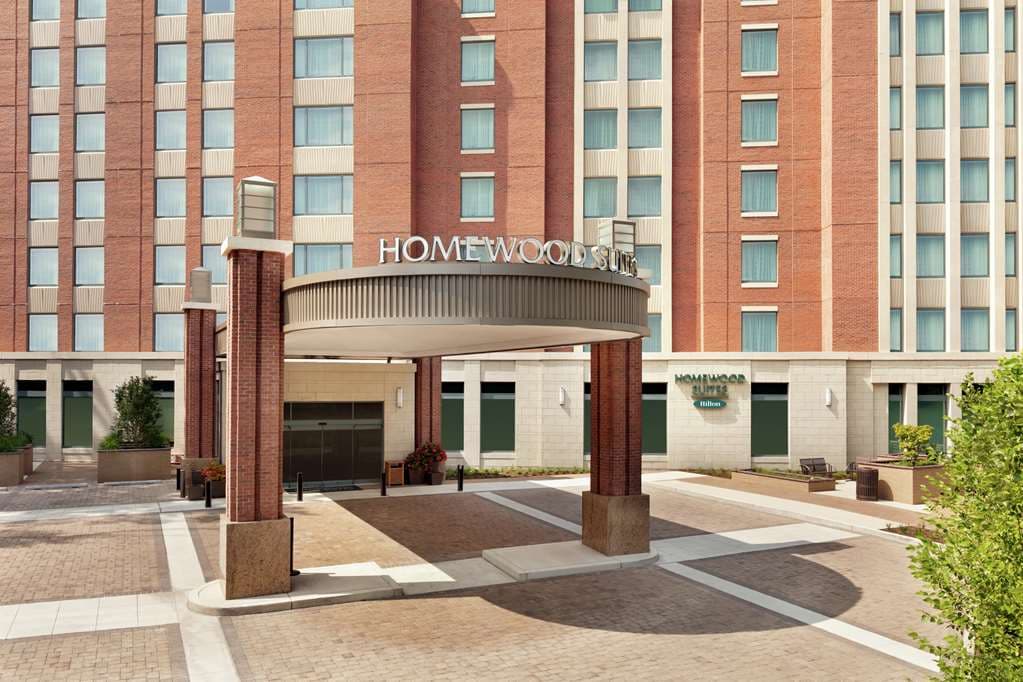 Homewood Suites by Hilton Arlington Rosslyn Key Bridge - Airport shuttle hotel near DCA