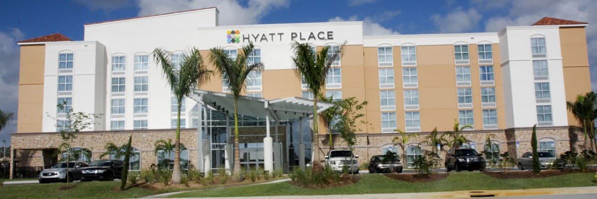 Hyatt Place Fort Myers/at The Forum - Airport shuttle hotel near RSW