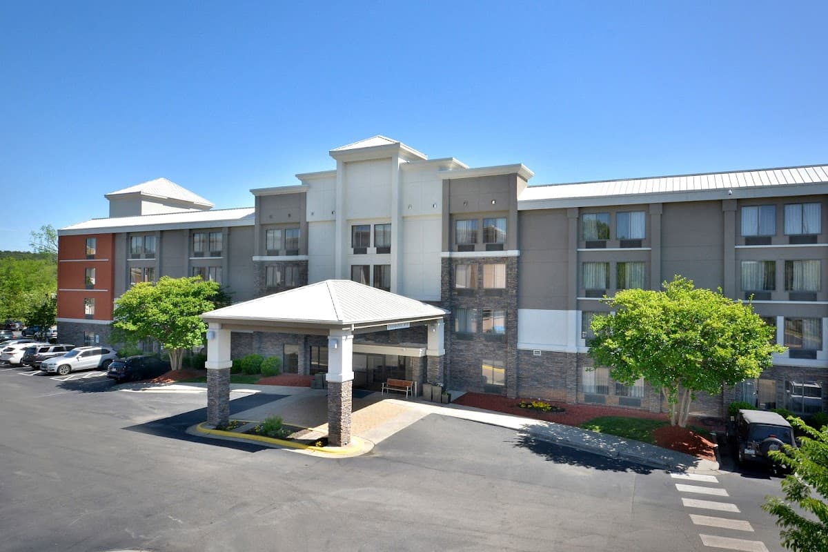 Holiday Inn Express Raleigh-Durham Airport by IHG - Airport shuttle hotel near RDU