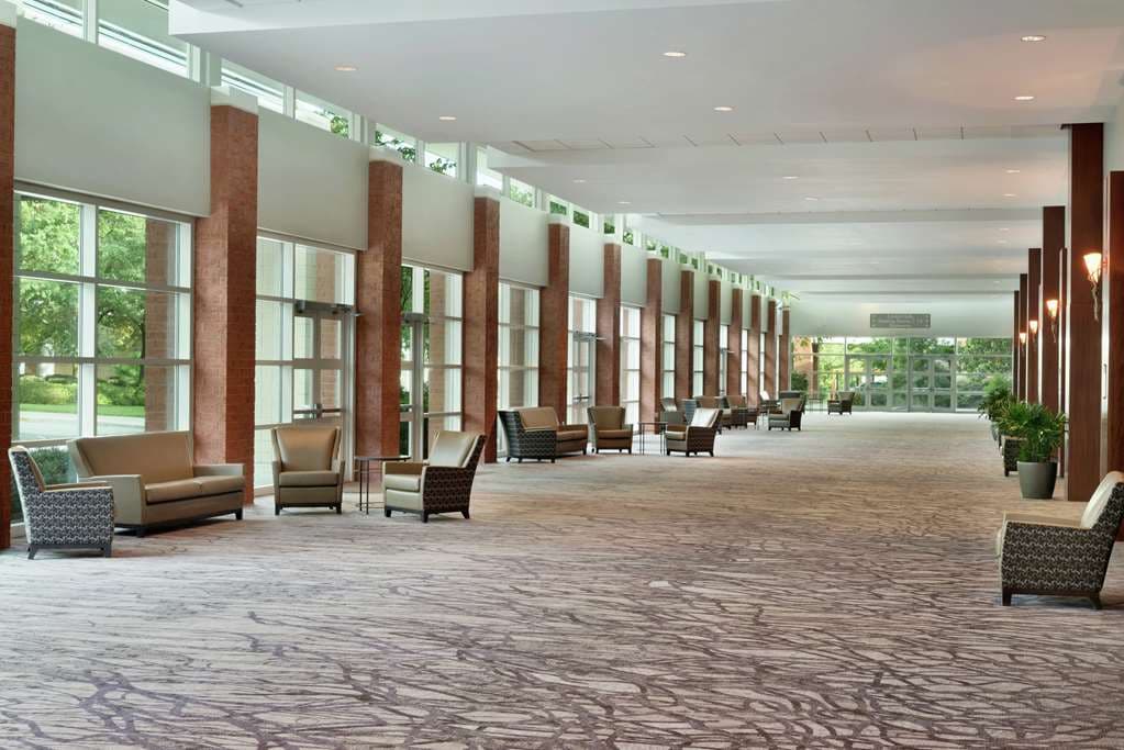 Embassy Suites by Hilton Charleston Airport Hotel & Convention Center - Airport shuttle hotel near CHS
