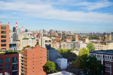 Courtyard by Marriott Long Island City/New York Manhattan View - Airport shuttle hotel near LGA