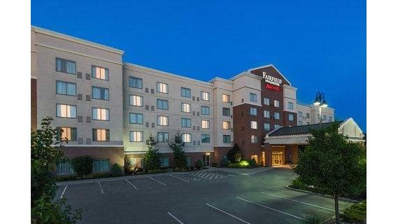 Fairfield by Marriott Inn & Suites Buffalo Airport - Airport shuttle hotel near BUF